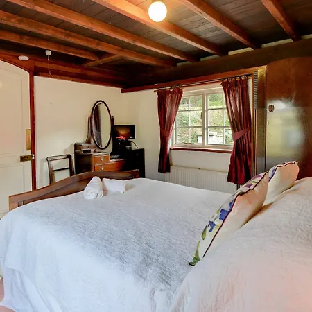 And North Star Apartment